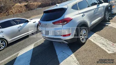 Photo 1 of 5: 2017 Hyundai Tucson 2.0, VIN KMHJ281ABHU370329 — Korean insurance auction