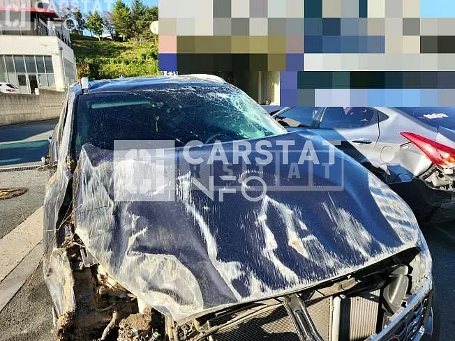 Photo 2 of 22: 2019 Kia Sorento 2.2 — Korean insurance auction