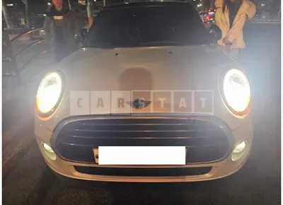 Photo 1 of 5: 2017 MINI Cooper D Five-Door — Korean insurance auction