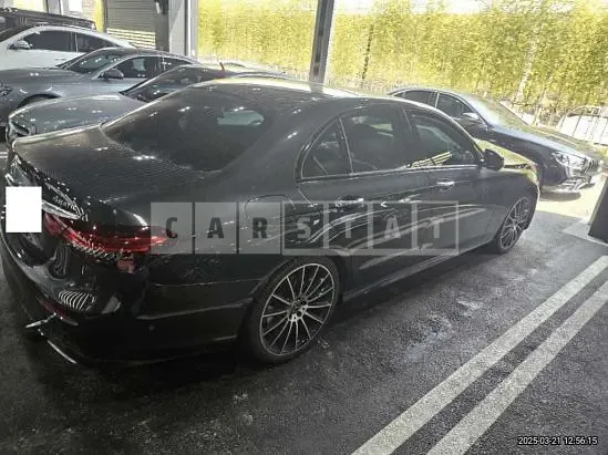 Photo 2 of 21: 2023 Mercedes-Benz E350 4Matic — Korean insurance auction