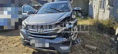 Photo 1 of 13: 2015 Hyundai Santa Fe DM 4WD — Korean insurance auction