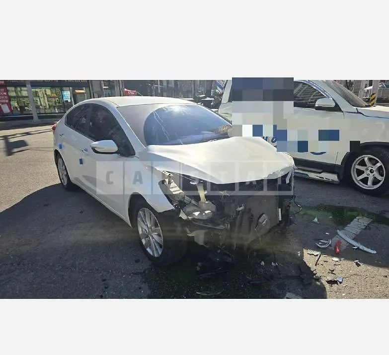 Photo 2 of 5: 2015 Kia Kz — Korean insurance auction