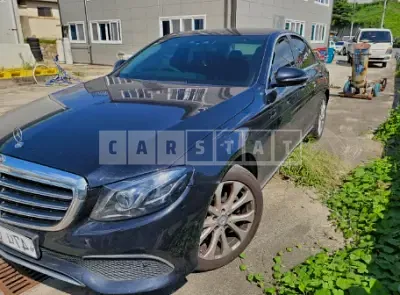Photo 1 of 4: 2017 Mercedes-Benz E220d, VIN WDDZF0EBXHA126703 — Korean insurance auction