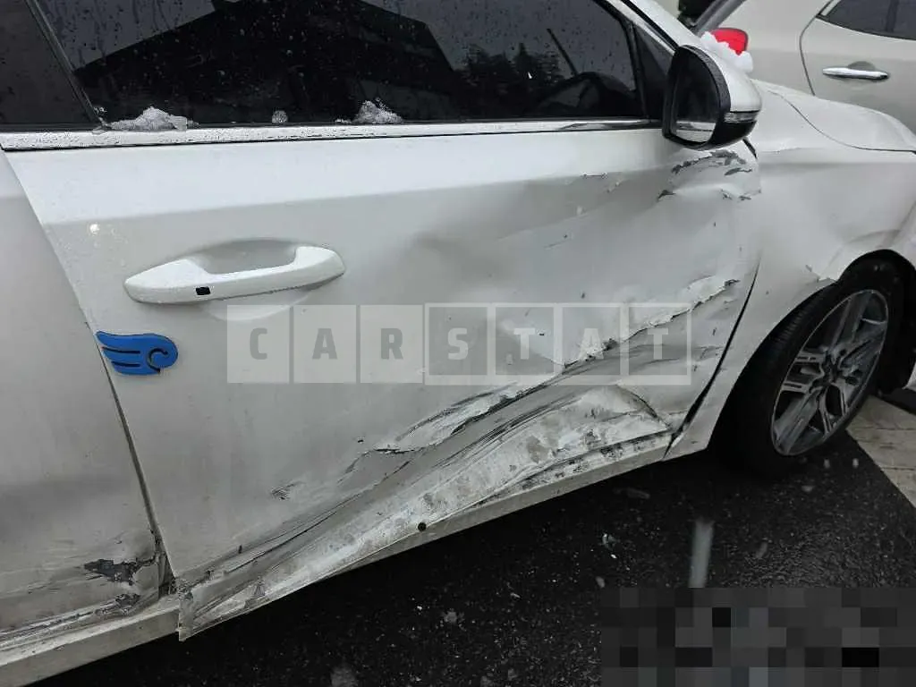 Photo 2 of 5: 2019 Kia Kz — Korean insurance auction