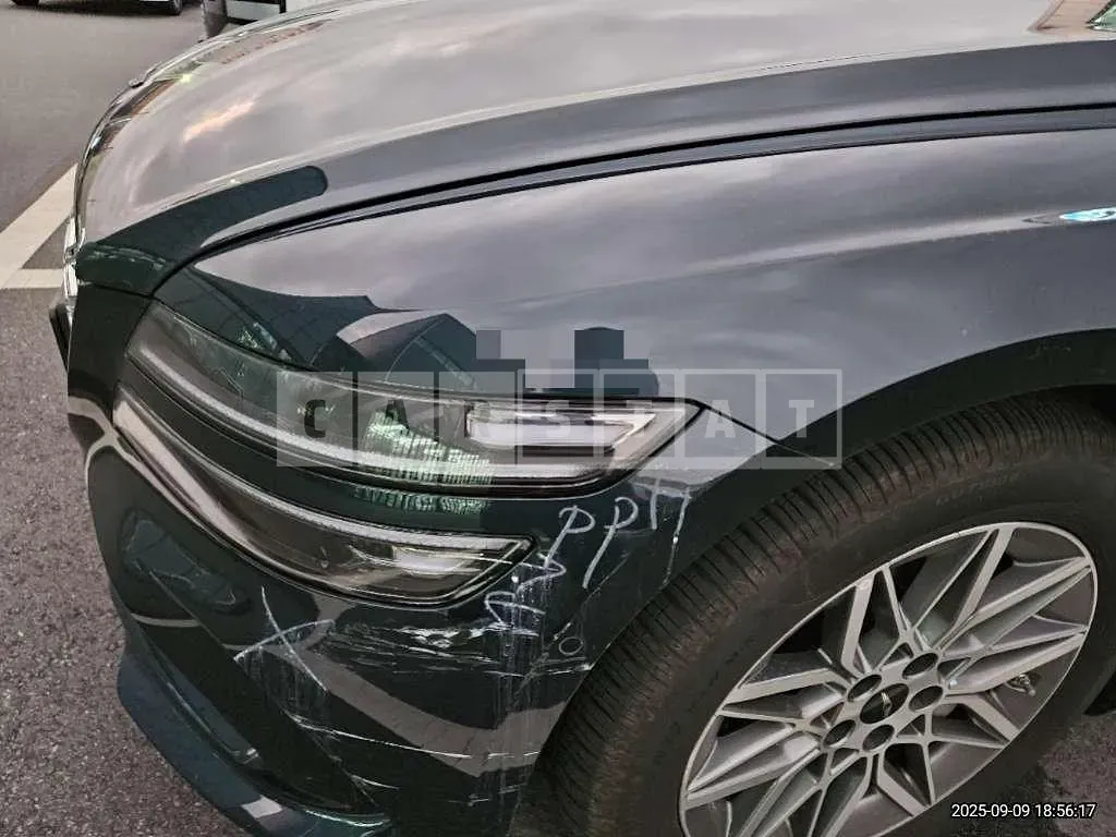 Photo 2 of 3: 2025 Genesis (parts) G80 Headlamp — Korean insurance auction