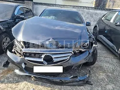 Photo 1 of 26: 2016 Mercedes-Benz E220 CDI, VIN WDDHF0CB0GB204574 — Korean insurance auction