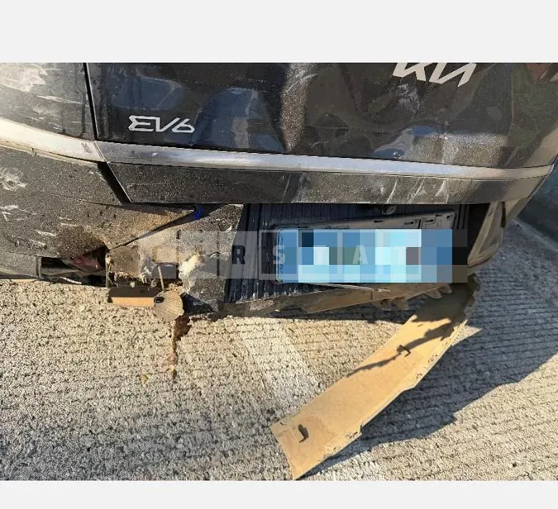 Photo 2 of 12: 2023 Kia EV6 Long Range Earth — Korean insurance auction