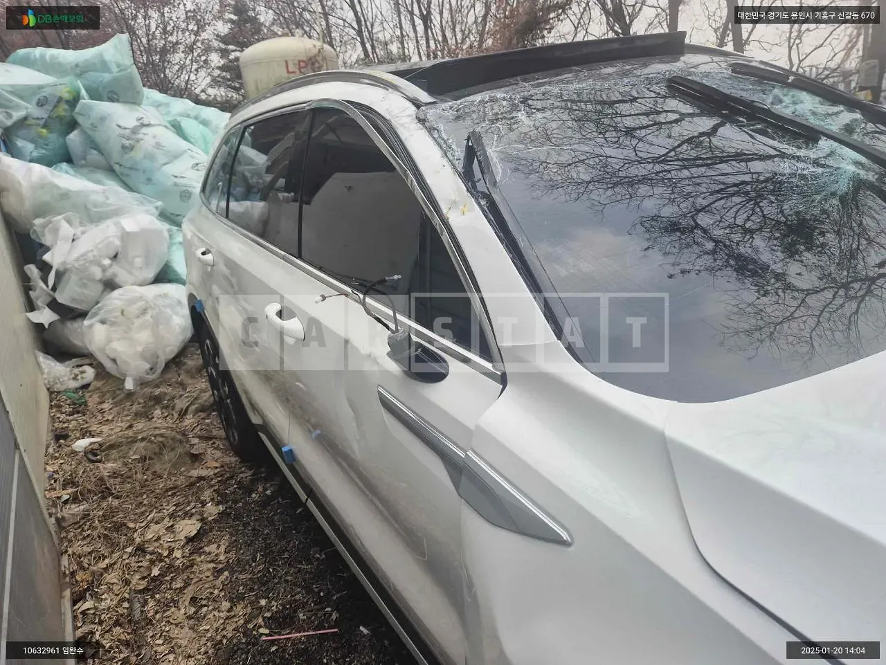 Photo 2 of 15: 2024 Kia Sorento, VIN KNARJ81FGRA316245 — Korean insurance auction