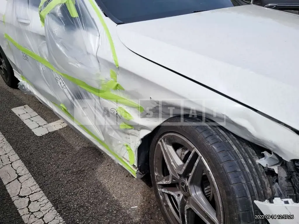 Photo 2 of 17: 2019 Mercedes-Benz C220d 4Matic, VIN WDDWF1FB1KR451594 — Korean insurance auction