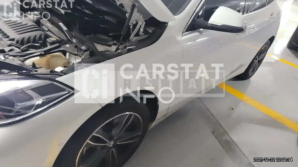 Photo 2 of 14: 2020 BMW 118d Sport, VIN WBA7M9107L7G17736 — Korean insurance auction