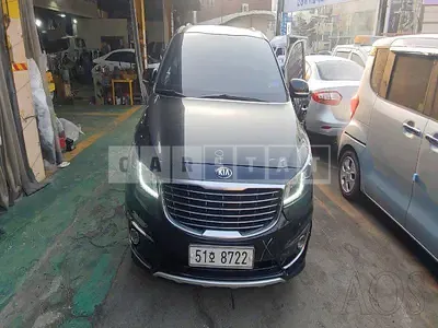 Photo 1 of 15: 2018 Kia Carnival, VIN KNAMC81ABJS443338 — Korean insurance auction