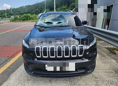 Photo 1 of 5: 2016 Jeep Zip Cherokee 2.4 — Korean insurance auction