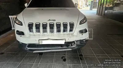 Photo 1 of 12: 2017 Jeep Zip Cherokee 2.2 — Korean insurance auction