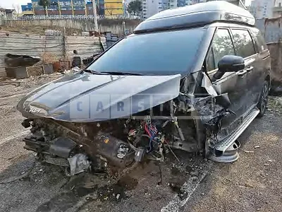 Photo 1 of 18: 2022 Kia Carnival High Limousine, VIN KNANE81BBNS134421 — Korean insurance auction