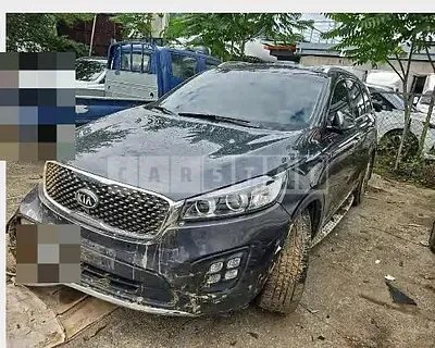 Photo 1 of 52: 2016 Kia Sorento, VIN KNAPK81BDGA216046 — Korean insurance auction