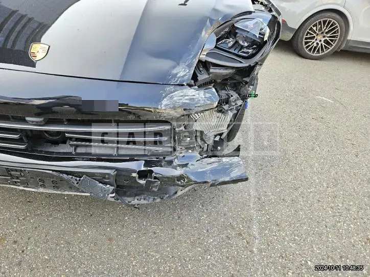 Photo 2 of 66: 2023 Porsche Cayenne — Korean insurance auction