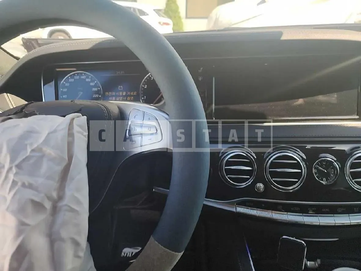 Photo 2 of 43: 2017 Mercedes-Benz S 500 4Matic Long, VIN WDDUG8FB9HA291758 — Korean insurance auction