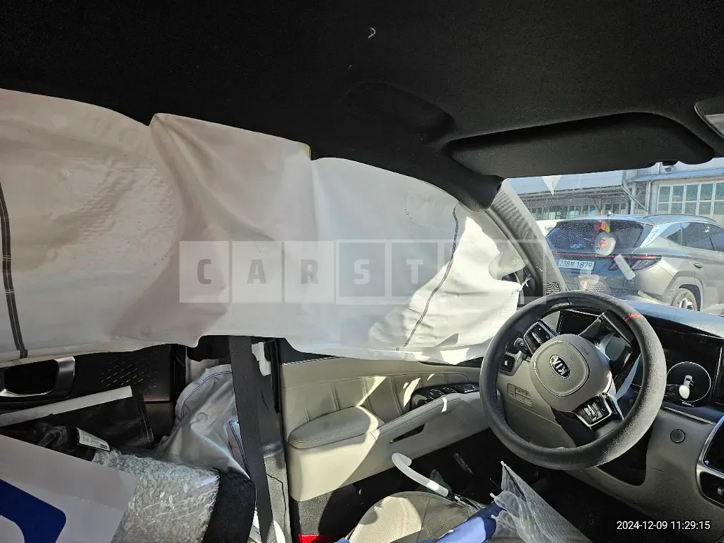 Photo 2 of 36: 2021 Kia Sorento — Korean insurance auction