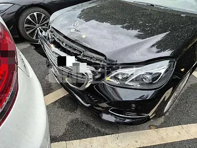 Photo 1 of 12: 2016 Mercedes-Benz E300 — Korean insurance auction