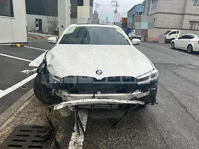 Photo 1 of 7: 2021 BMW 523d, VIN WBA11ES06MWX13237 — Korean insurance auction