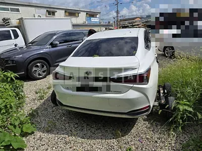 Photo 1 of 24: 2018 Lexus ES300h — Korean insurance auction