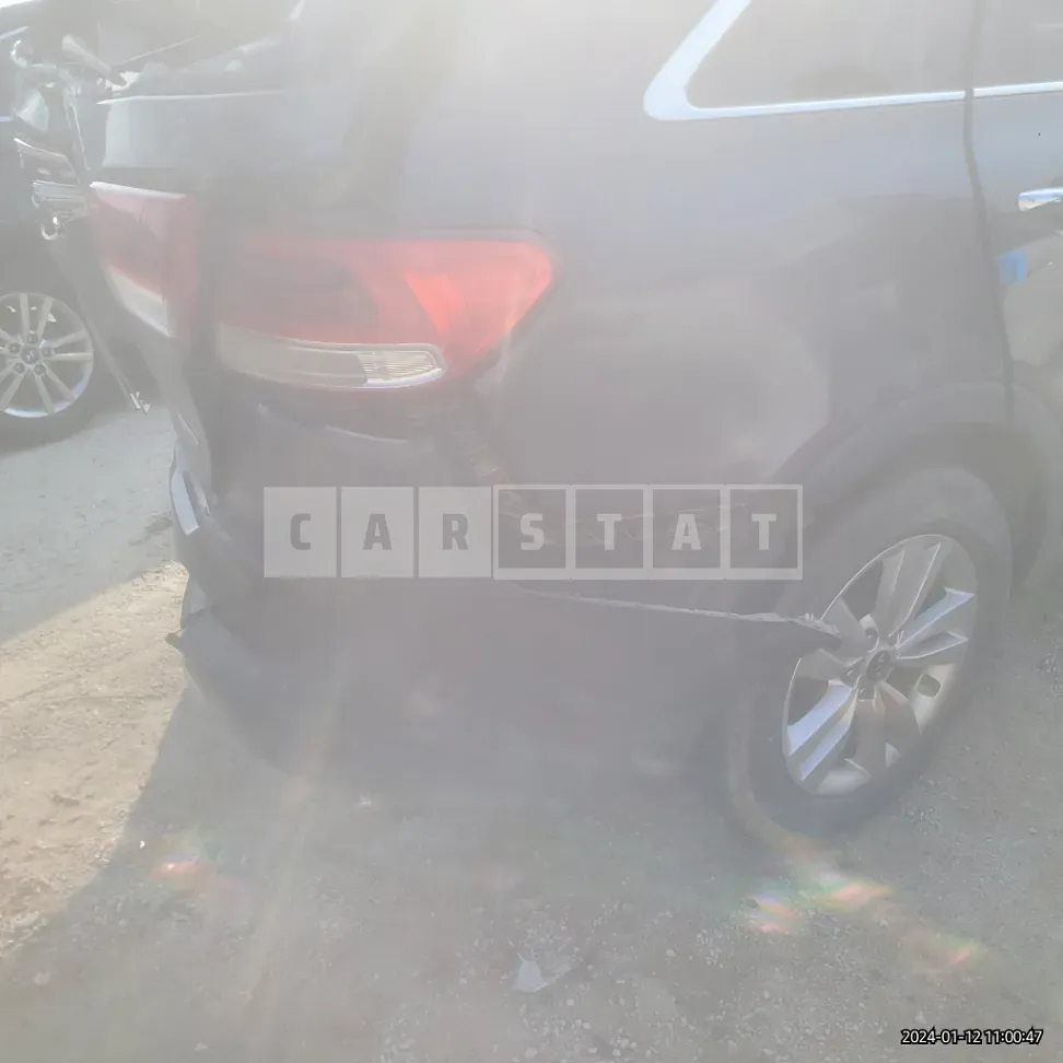 Photo 2 of 10: 2015 Kia Sorento 2.0, VIN KNAPS81ABFA046927 — Korean insurance auction