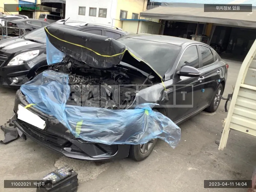 Photo 2 of 10: 2018 Kia K5, VIN KNAGT415GKA306388 — Korean insurance auction