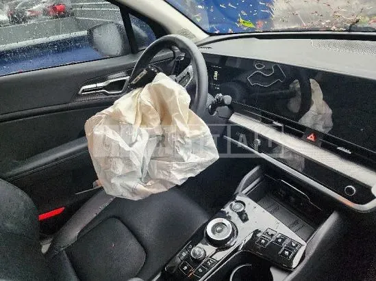 Photo 2 of 16: 2023 Kia Sportage — Korean insurance auction