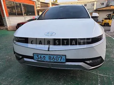 Photo 1 of 40: 2022 Hyundai IONIQ 5 — Korean insurance auction