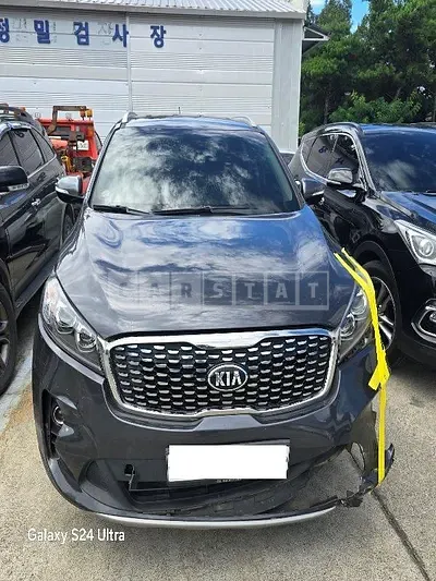 Photo 1 of 13: 2018 Kia Sorento — Korean insurance auction