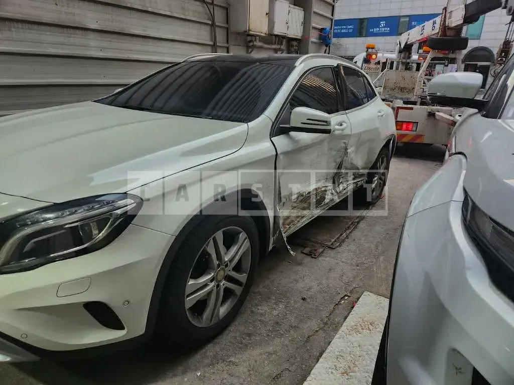 Photo 2 of 9: 2015 Mercedes-Benz GLA200 CDI, VIN WDCTG0JB7FJ029419 — Korean insurance auction