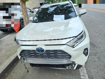 Photo 1 of 120: 2021 Toyota RAV4 Hybrid AWD — Korean insurance auction