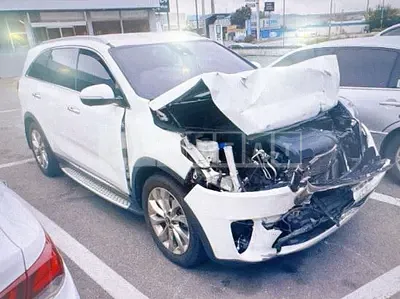 Photo 1 of 24: 2018 Kia Sorento, VIN KNAPH81BDJA398042 — Korean insurance auction