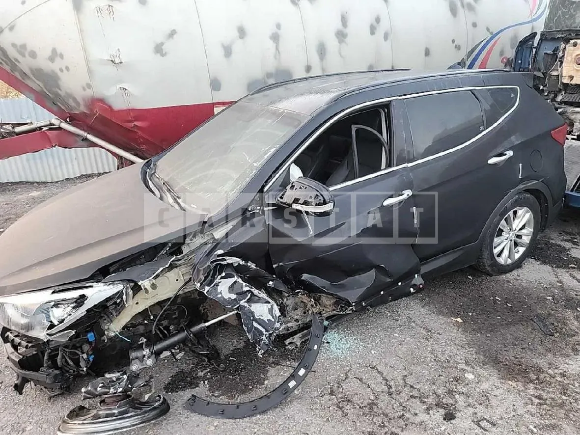 Photo 2 of 10: 2018 Hyundai Santa Fe DM 2.0, VIN KMHSW81UBJU862511 — Korean insurance auction