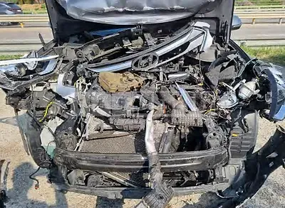 Photo 1 of 15: 2015 Hyundai Santa Fe, VIN KMHSW81UBFU428793 — Korean insurance auction