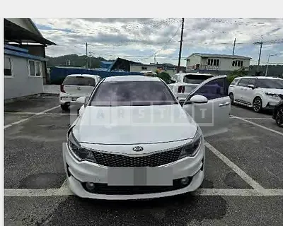 Photo 1 of 7: 2015 Kia K5 — Korean insurance auction