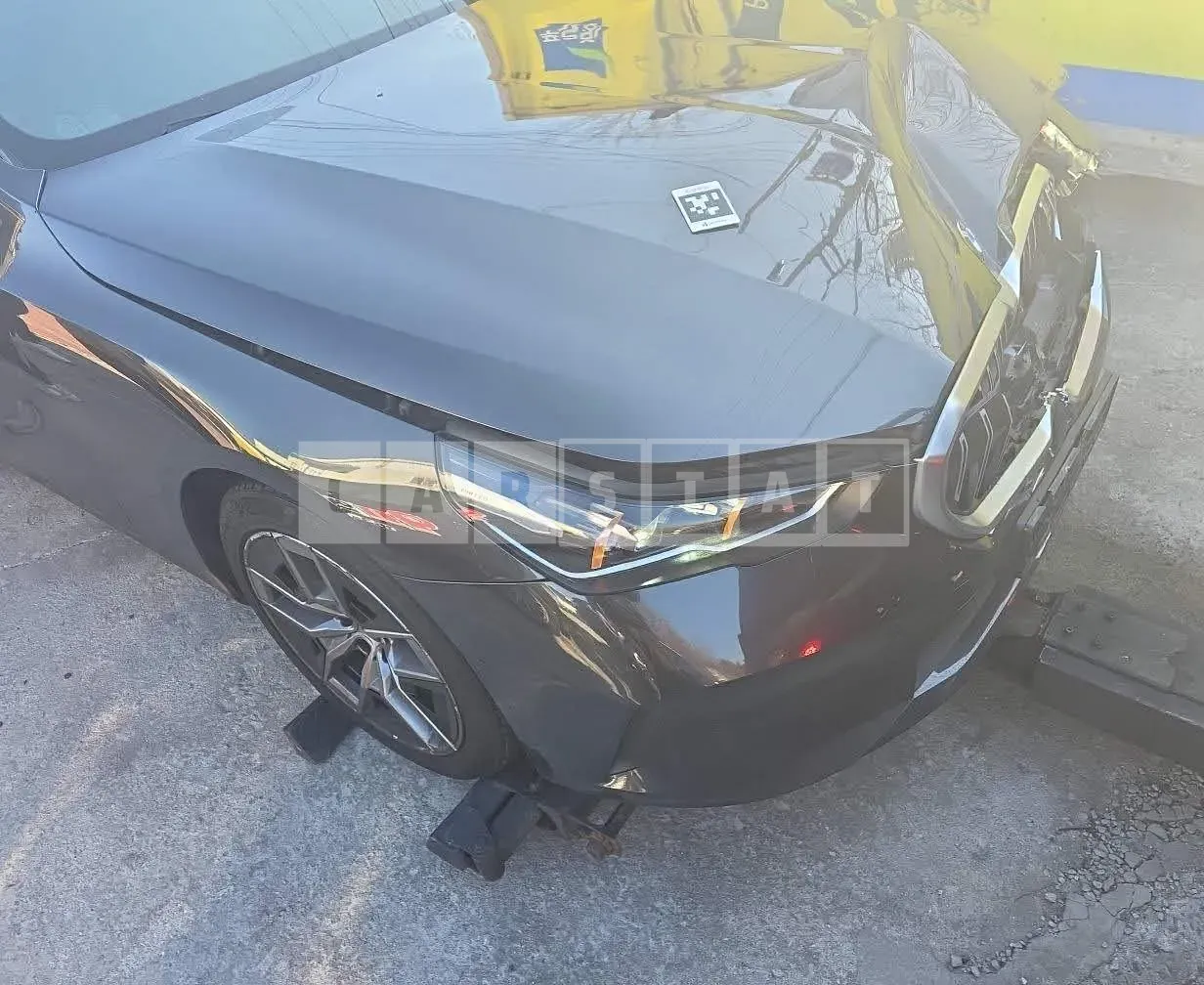 Photo 2 of 27: 2024 BMW 520i, VIN WBA21FJ03RCS35248 — Korean insurance auction