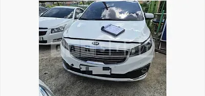 Photo 1 of 32: 2018 Kia Carnival 9 Seater — Korean insurance auction