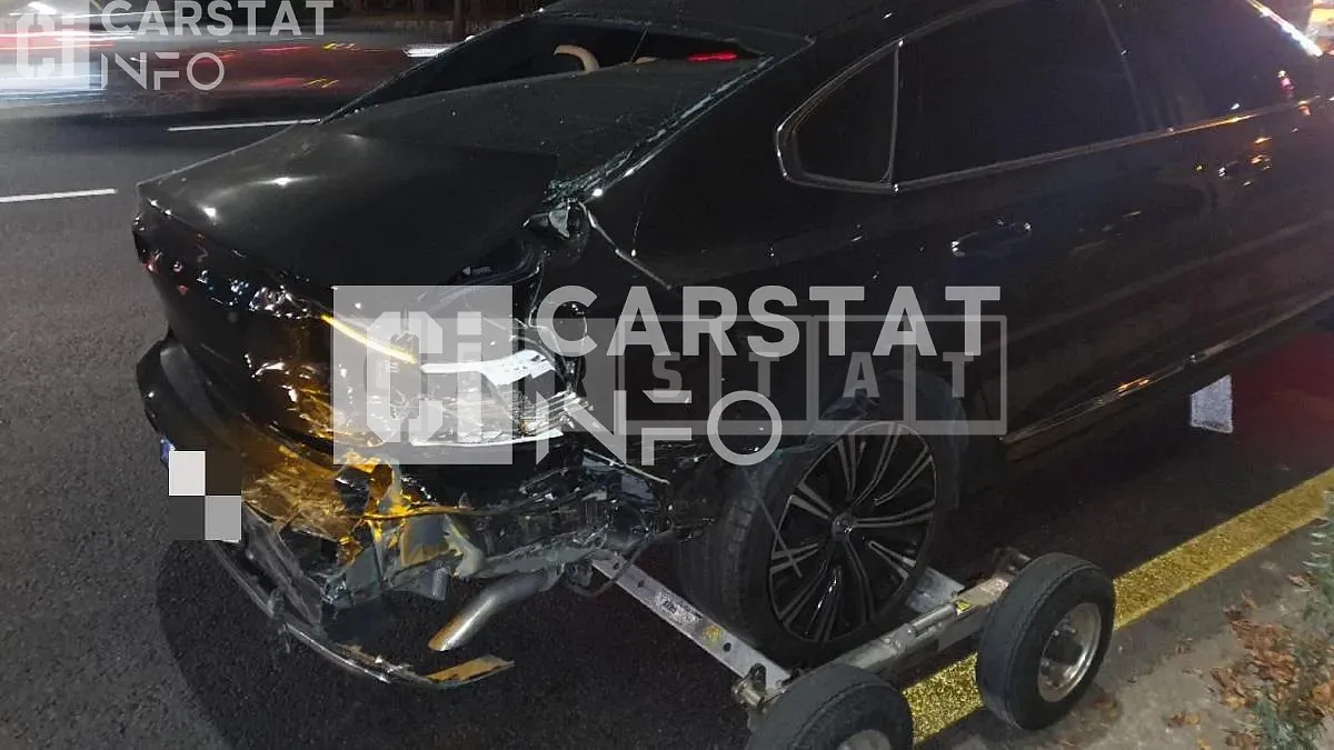 Photo 2 of 17: 2021 Volvo S90B5, VIN LVYPTL12DMP211348 — Korean insurance auction