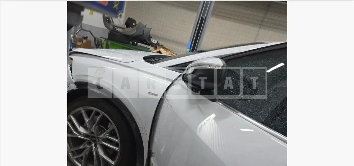 Photo 2 of 79: 2025 Audi Q4 45 e-tron — Korean insurance auction