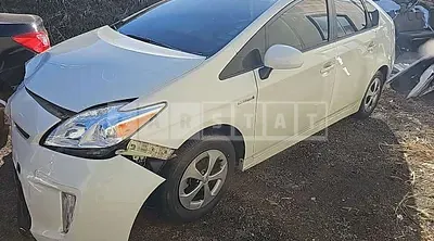 Photo 1 of 5: 2015 Toyota Prius — Korean insurance auction