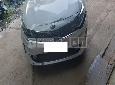Photo 1 of 8: 2017 Kia K5, VIN KNAGS416BHA127802 — Korean insurance auction