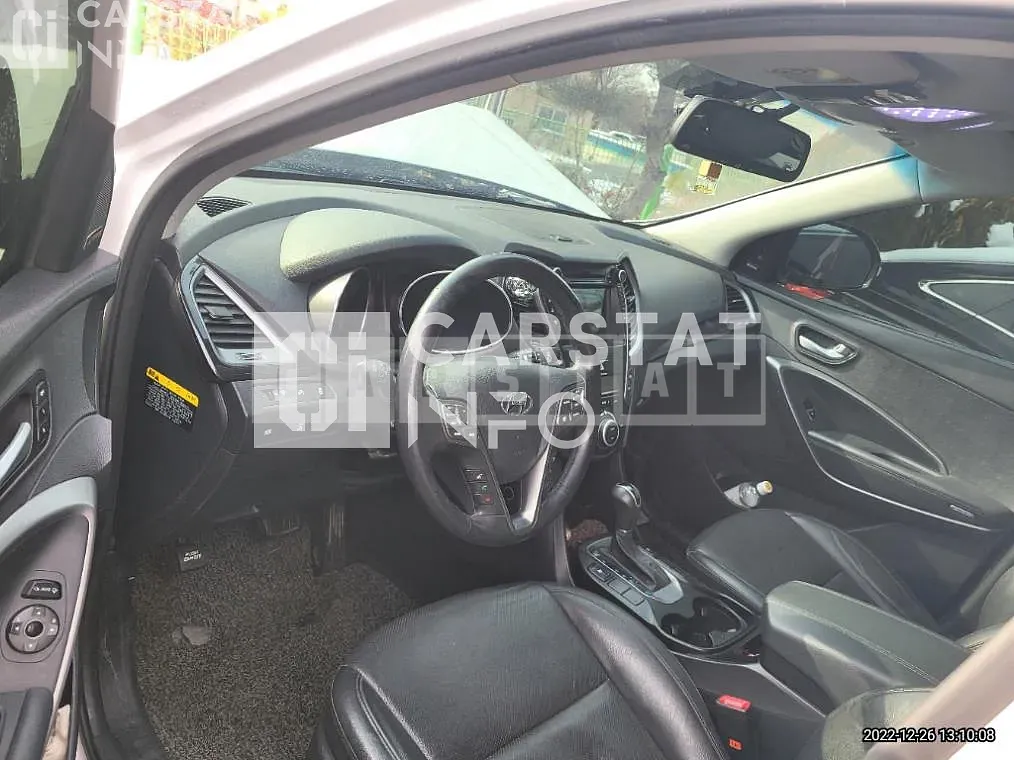 Photo 2 of 7: 2014 Hyundai Santa Fe 2.0 (4WD) — Korean insurance auction
