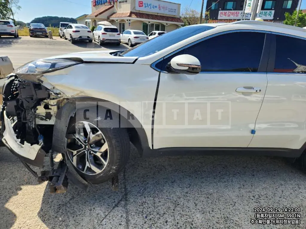 Photo 2 of 2: 2019 Kia Sportage — Korean insurance auction