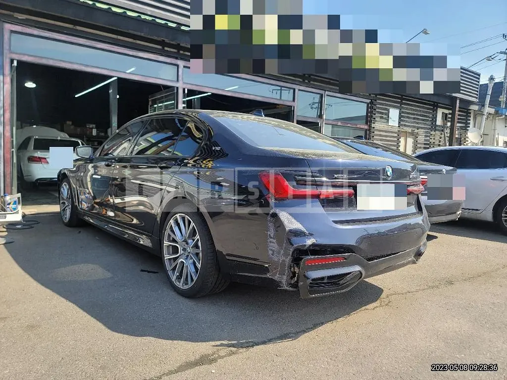 Photo 2 of 20: 2017 BMW 740Li xDrive, VIN WBA7E4109HGV23054 — Korean insurance auction