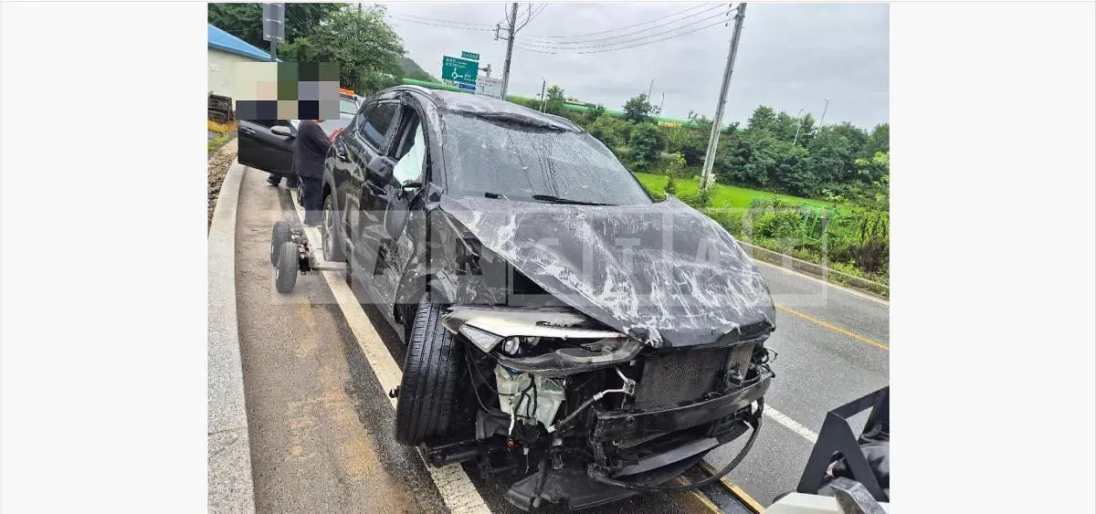 Photo 2 of 15: 2017 Hyundai Tucson TL 1.7 — Korean insurance auction