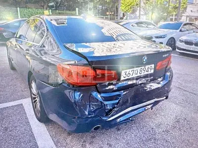 Photo 1 of 4: 2020 BMW 520i Luxury — Korean insurance auction