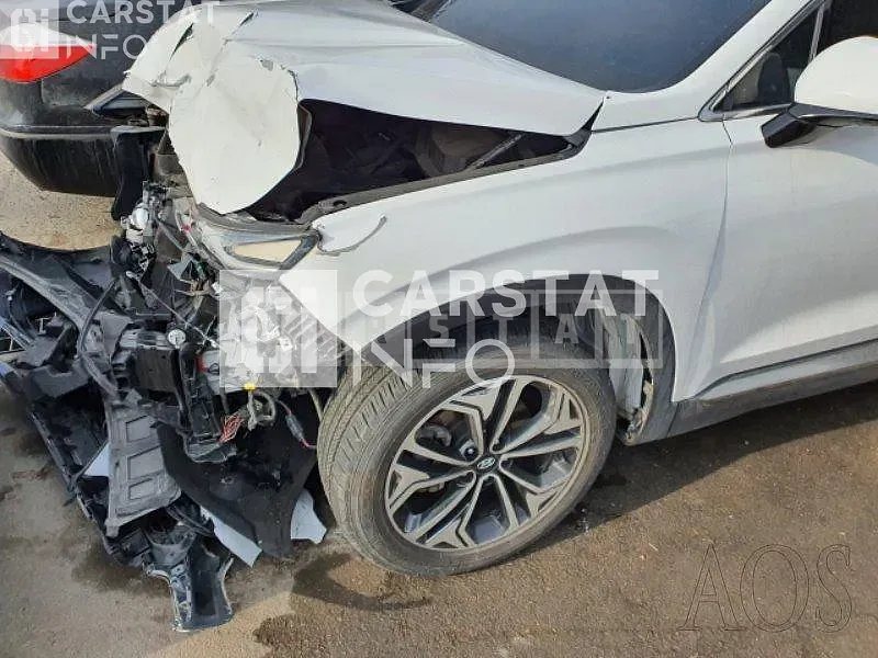 Photo 2 of 14: 2018 Hyundai Sanya Fe, VIN KMHS381CBKU041381 — Korean insurance auction