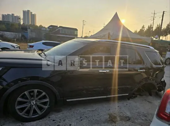 Photo 2 of 8: 2017 Ford Explorer 2.3 AWD — Korean insurance auction