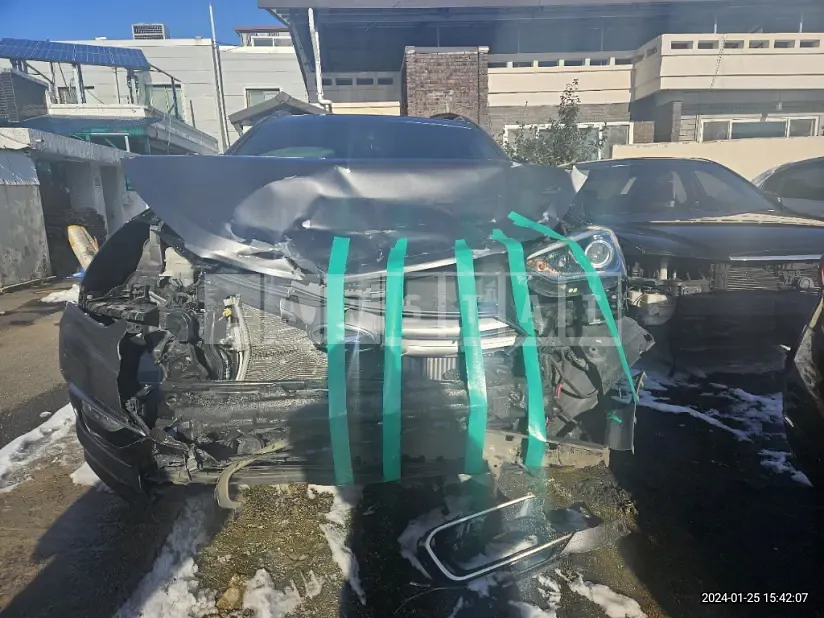 Photo 2 of 11: 2016 Hyundai Santa Fe DM 2.0 — Korean insurance auction